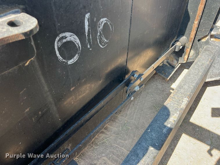 image for item DN3056 2013 Challenger MT965C  4WD tractor