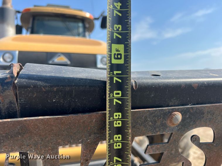 image for item DN3056 2013 Challenger MT965C  4WD tractor