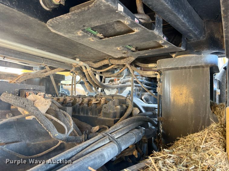 image for item DN3056 2013 Challenger MT965C  4WD tractor