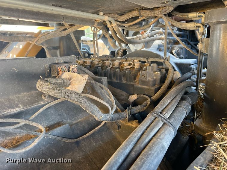 image for item DN3056 2013 Challenger MT965C  4WD tractor