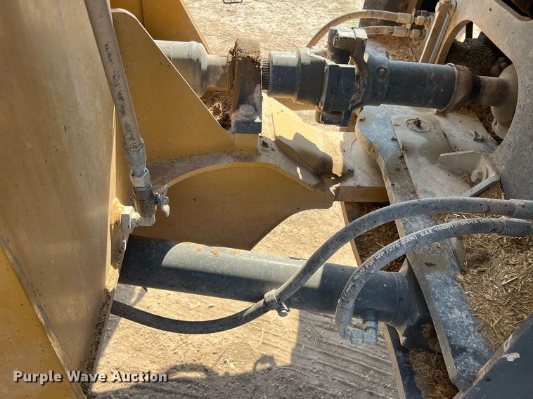 image for item DN3056 2013 Challenger MT965C  4WD tractor