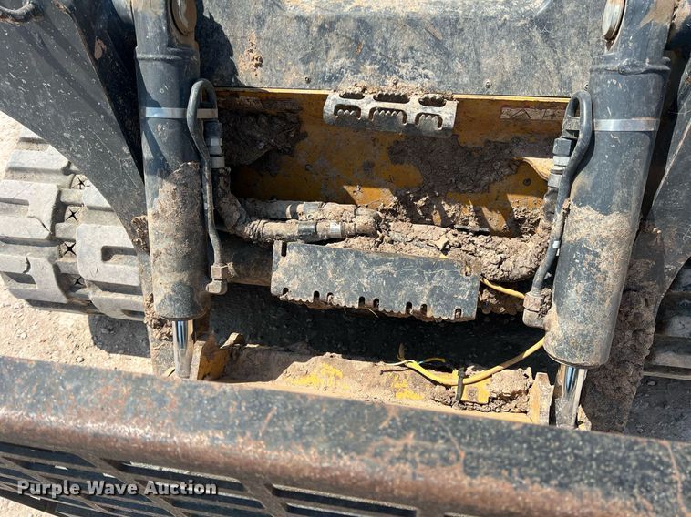 image for item DN3059 2019 John Deere 333G  skid steer loader