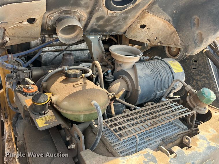 image for item DN3059 2019 John Deere 333G  skid steer loader