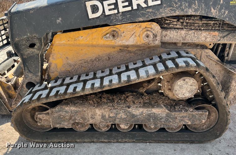 image for item DN3059 2019 John Deere 333G  skid steer loader