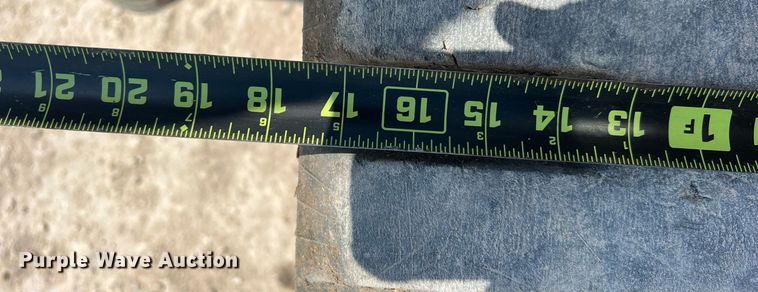 image for item DN3059 2019 John Deere 333G  skid steer loader