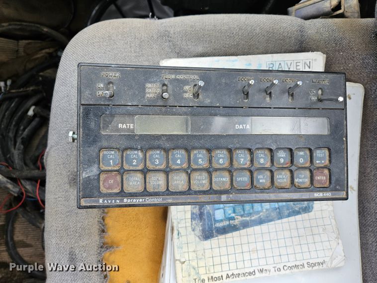 image for item DN8586 SpraCoupe Melroe 220  sprayer