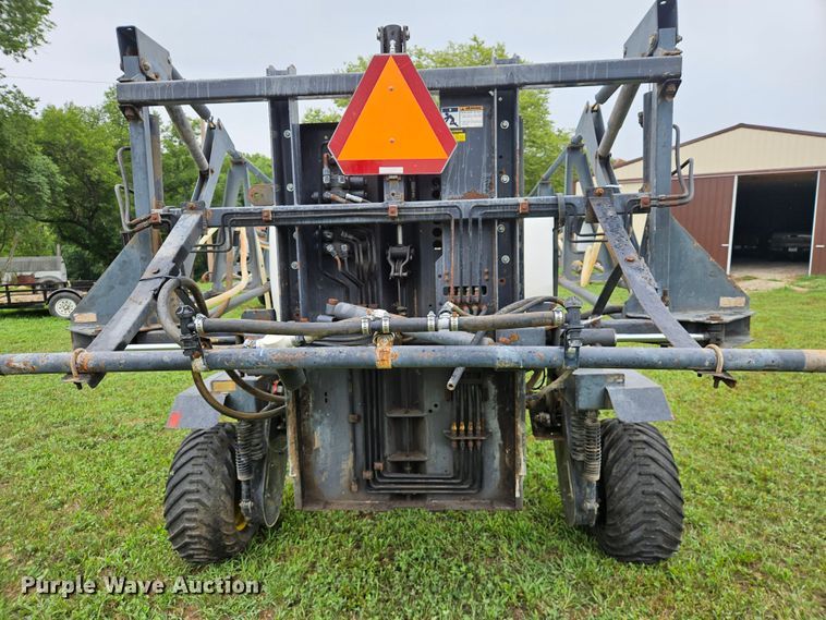 image for item DN8586 SpraCoupe Melroe 220  sprayer