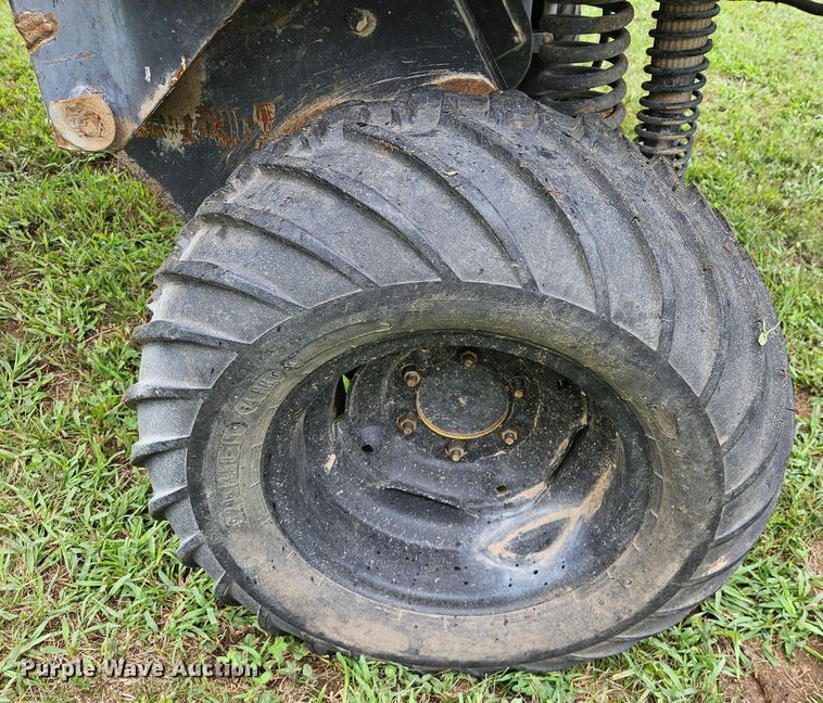 image for item DN8586 SpraCoupe Melroe 220  sprayer