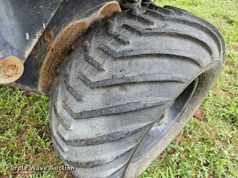 image for item DN8586 SpraCoupe Melroe 220  sprayer