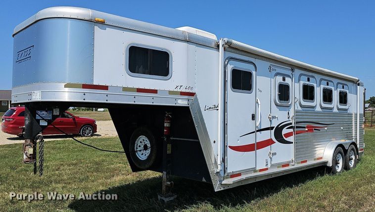image for item DN8622 2003 Exiss Limited GNHC722T  horse trailer