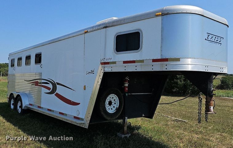 image for item DN8622 2003 Exiss Limited GNHC722T  horse trailer