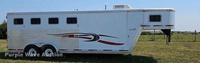 image for item DN8622 2003 Exiss Limited GNHC722T  horse trailer