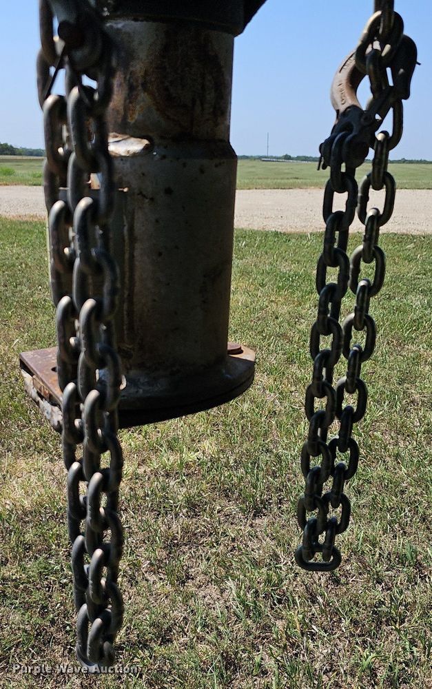 image for item DN8622 2003 Exiss Limited GNHC722T  horse trailer