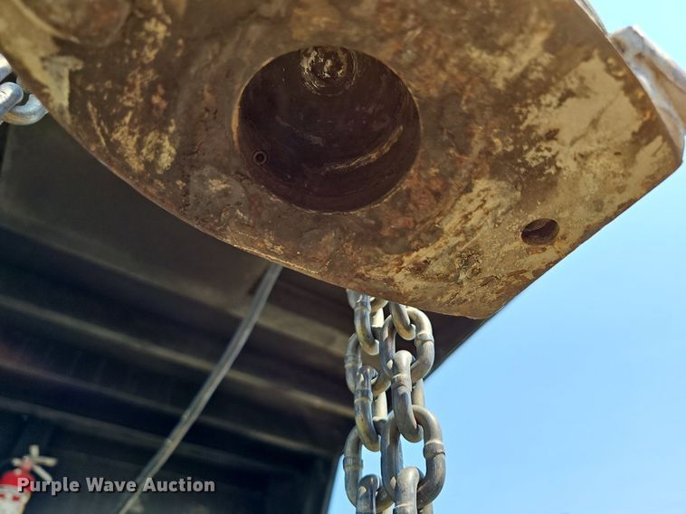 image for item DN8622 2003 Exiss Limited GNHC722T  horse trailer