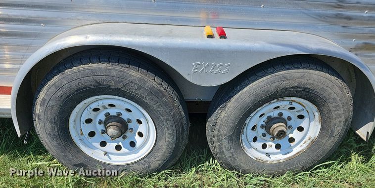 image for item DN8622 2003 Exiss Limited GNHC722T  horse trailer