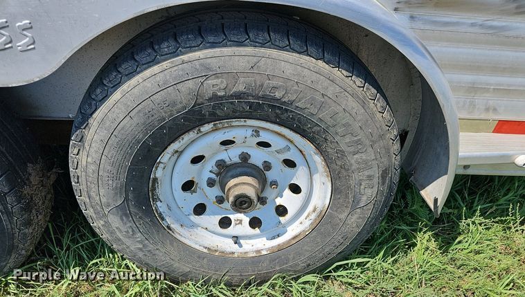 image for item DN8622 2003 Exiss Limited GNHC722T  horse trailer