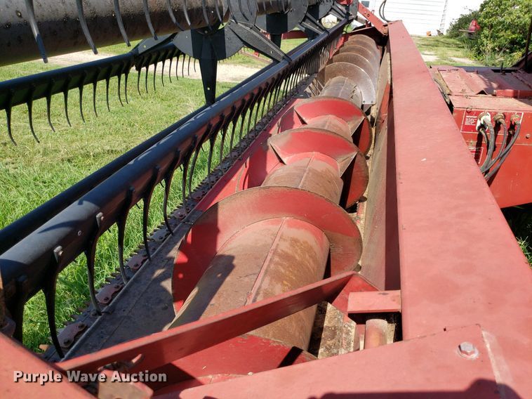 image for item DO2927 1987 Case IH 1660  RWA combine