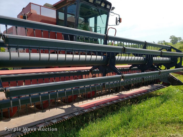 image for item DO2927 1987 Case IH 1660  RWA combine