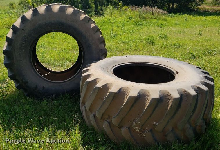 image for item DO2927 1987 Case IH 1660  RWA combine