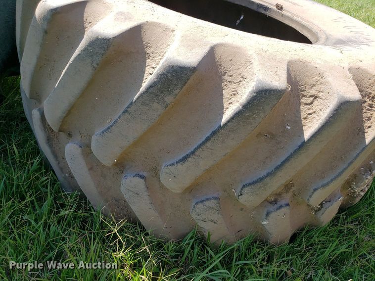 image for item DO2927 1987 Case IH 1660  RWA combine