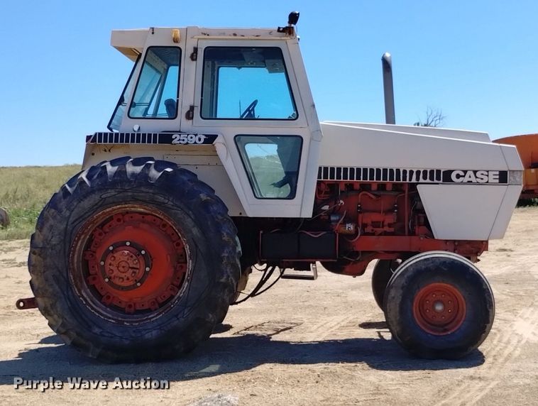 image for item DP3320 1979 Case 2590  tractor