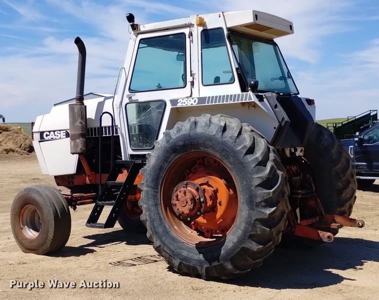 image for item DP3320 1979 Case 2590  tractor