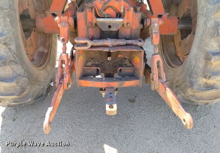 image for item DP3320 1979 Case 2590  tractor