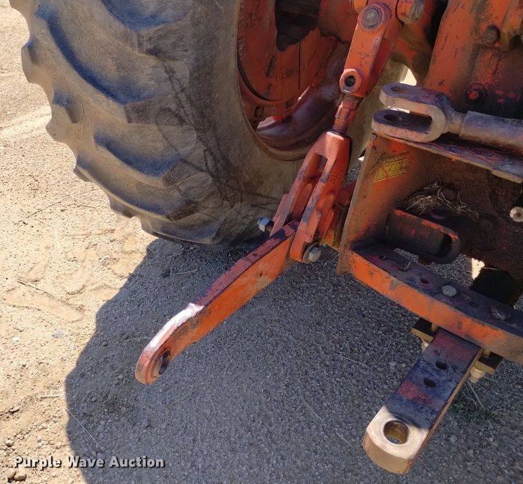 image for item DP3320 1979 Case 2590  tractor