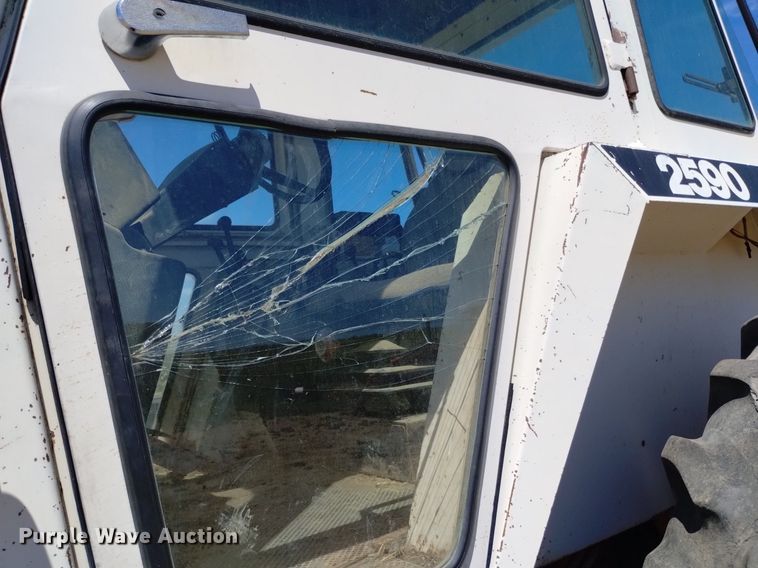 image for item DP3320 1979 Case 2590  tractor