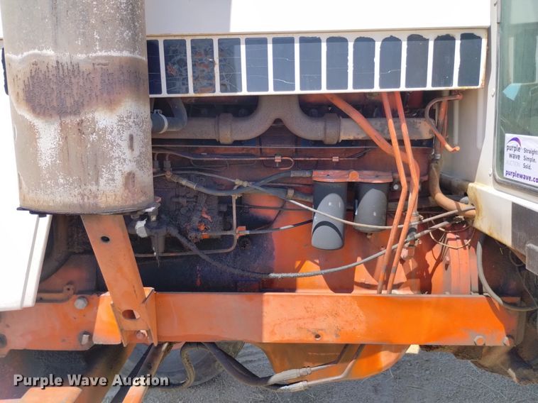 image for item DP3320 1979 Case 2590  tractor