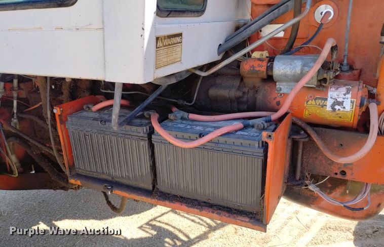 image for item DP3320 1979 Case 2590  tractor