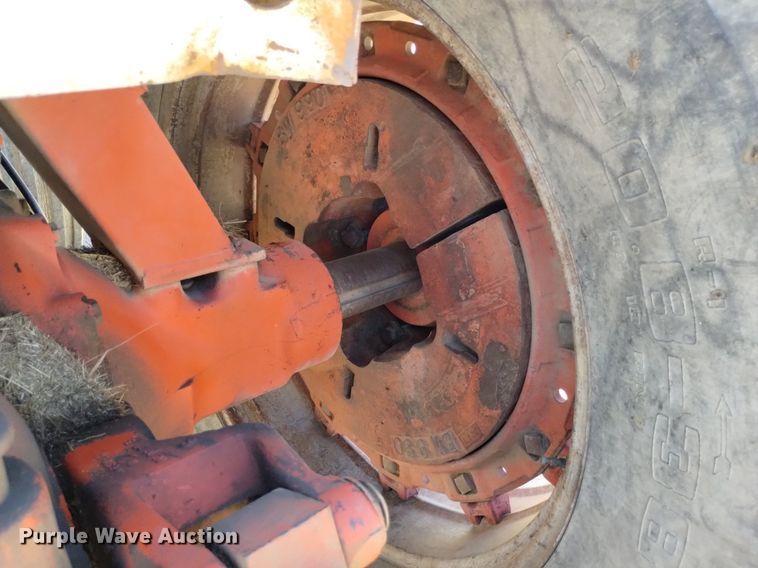 image for item DP3320 1979 Case 2590  tractor