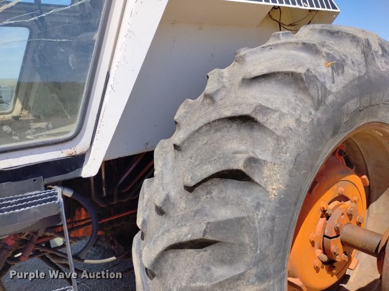 image for item DP3320 1979 Case 2590  tractor