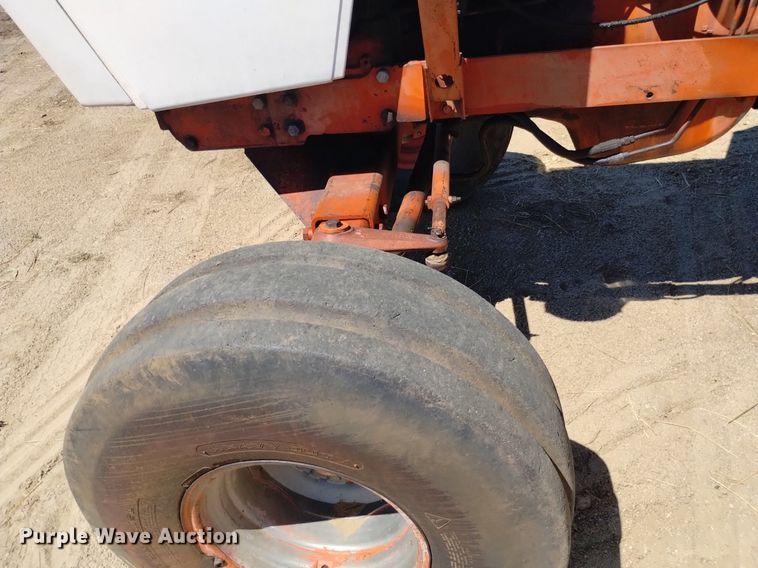 image for item DP3320 1979 Case 2590  tractor