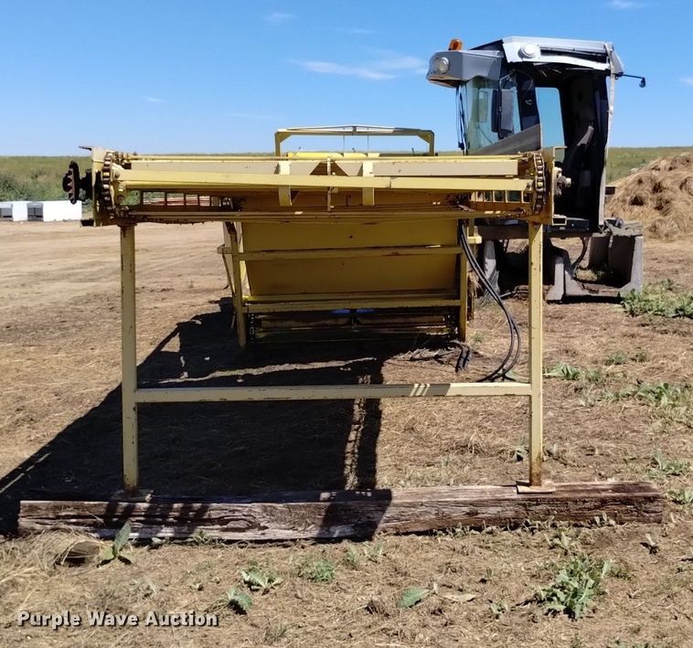 image for item DP3321 T's E-Z Unroller  bale unrolling system