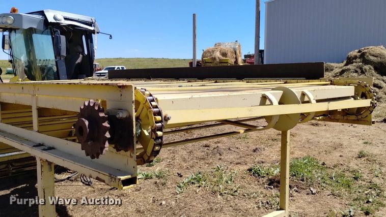 image for item DP3321 T's E-Z Unroller  bale unrolling system