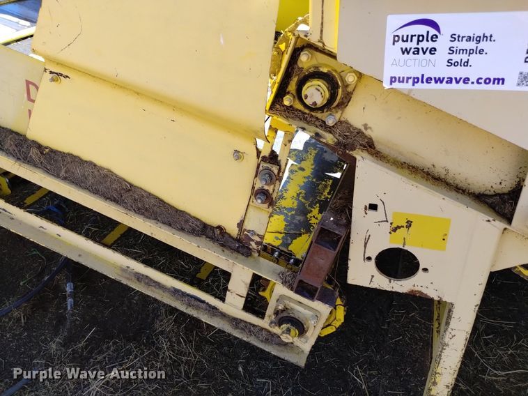 image for item DP3321 T's E-Z Unroller  bale unrolling system