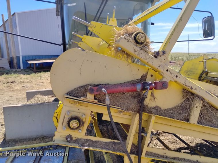 image for item DP3321 T's E-Z Unroller  bale unrolling system