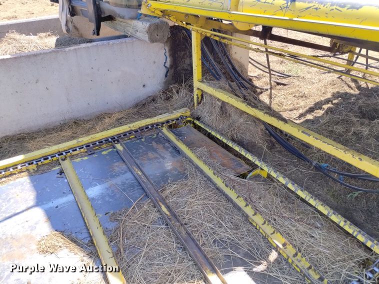 image for item DP3321 T's E-Z Unroller  bale unrolling system