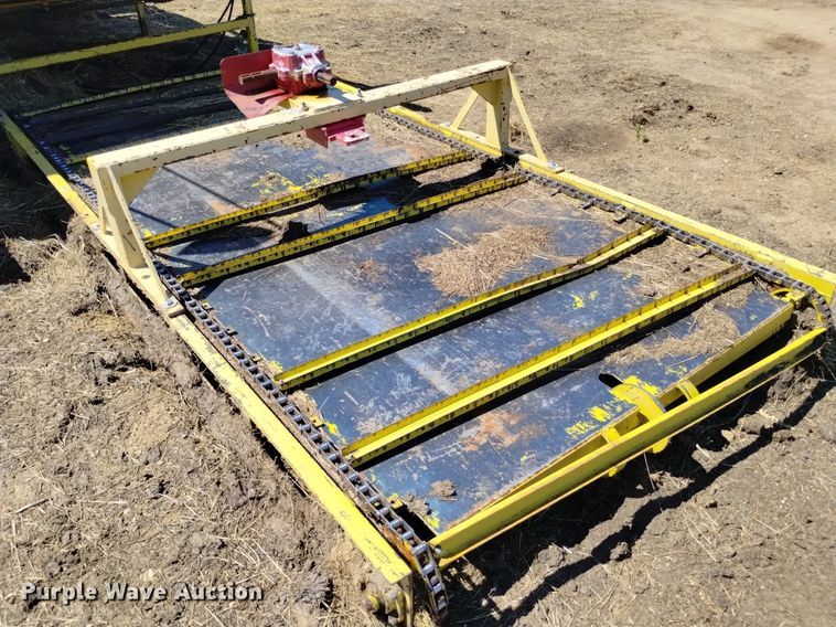 image for item DP3321 T's E-Z Unroller  bale unrolling system