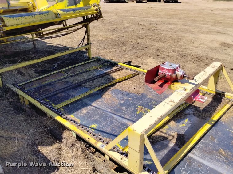 image for item DP3321 T's E-Z Unroller  bale unrolling system