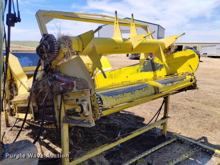 image for item DP3321 T's E-Z Unroller  bale unrolling system