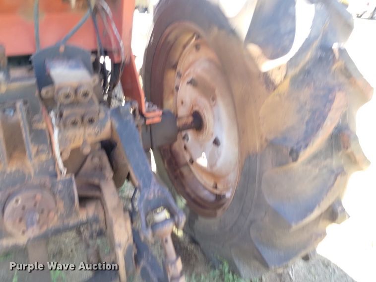 image for item DP3323 1978 Allis Chalmers 7000  tractor