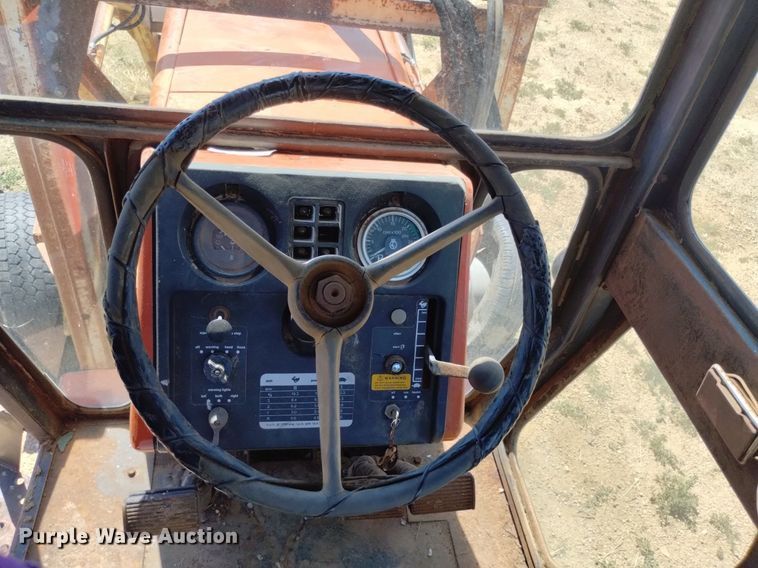 image for item DP3323 1978 Allis Chalmers 7000  tractor