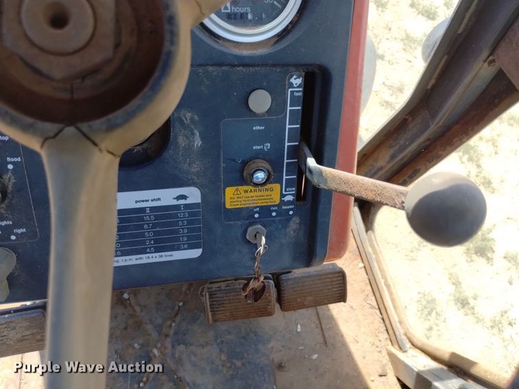 image for item DP3323 1978 Allis Chalmers 7000  tractor