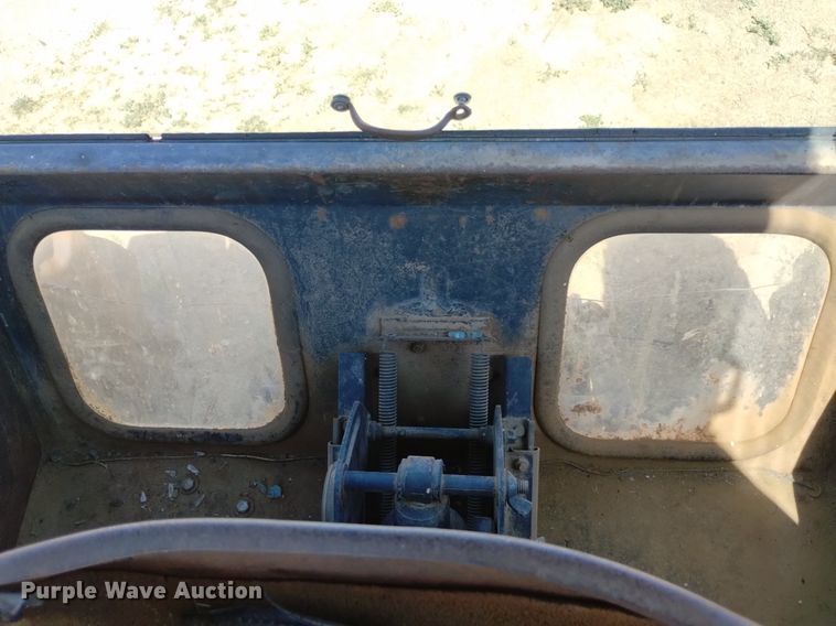 image for item DP3323 1978 Allis Chalmers 7000  tractor