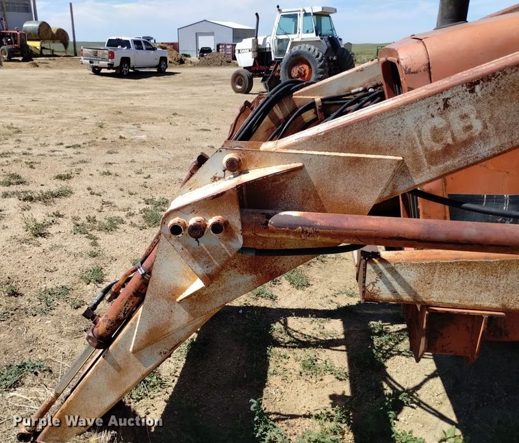 image for item DP3323 1978 Allis Chalmers 7000  tractor