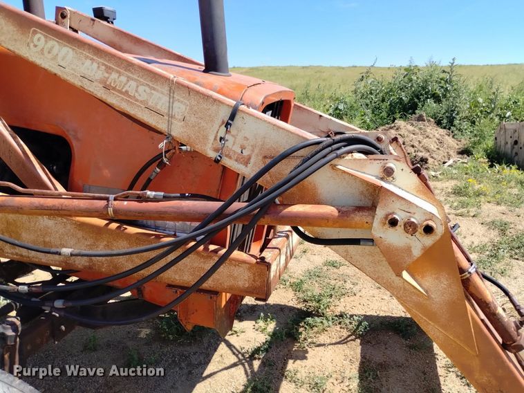 image for item DP3323 1978 Allis Chalmers 7000  tractor