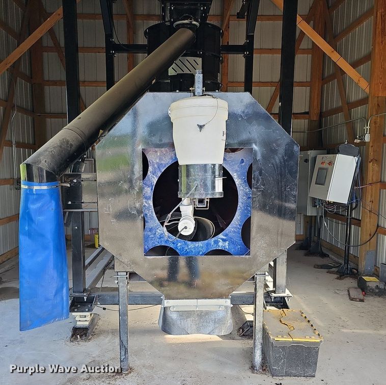 image for item DQ0113 USC LPX2000  seed treater