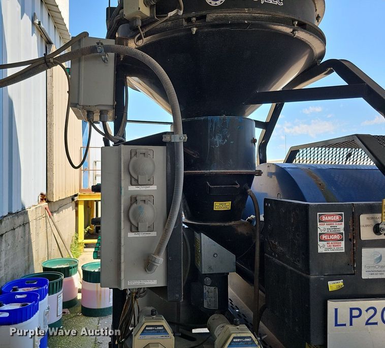 image for item DQ0114 USC LP2000  seed treater